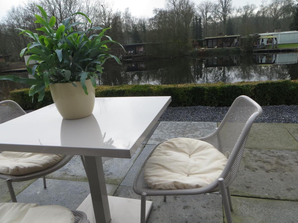 Gerenoveerd Huisje Gelegen Aan Water Bij Bos Villa Lanaken Exterior foto
