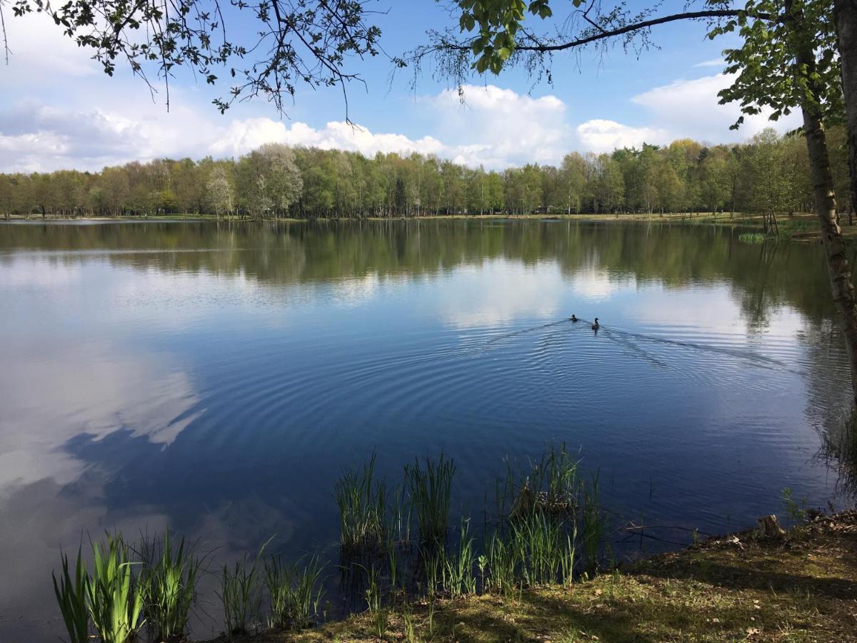 Gerenoveerd Huisje Gelegen Aan Water Bij Bos Villa Lanaken Exterior foto